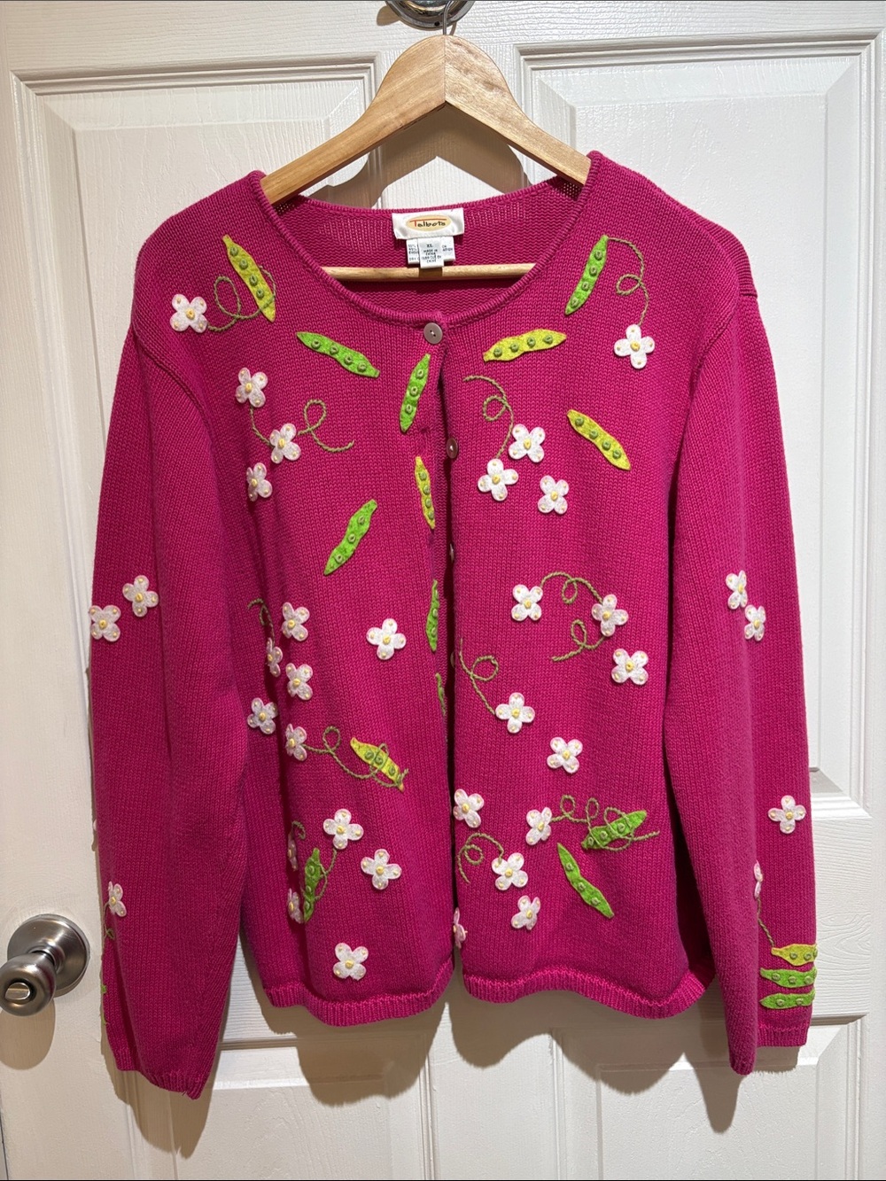 Talbots Magenta hot pink Floral sweet Pea-Pod Embroidered Cardigan Cottagecore